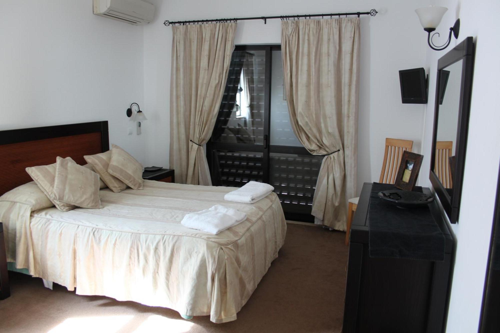 Alto Club Apartments Алвор Экстерьер фото